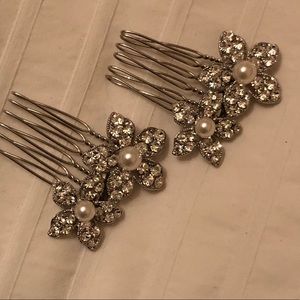 Bridal hair accessories